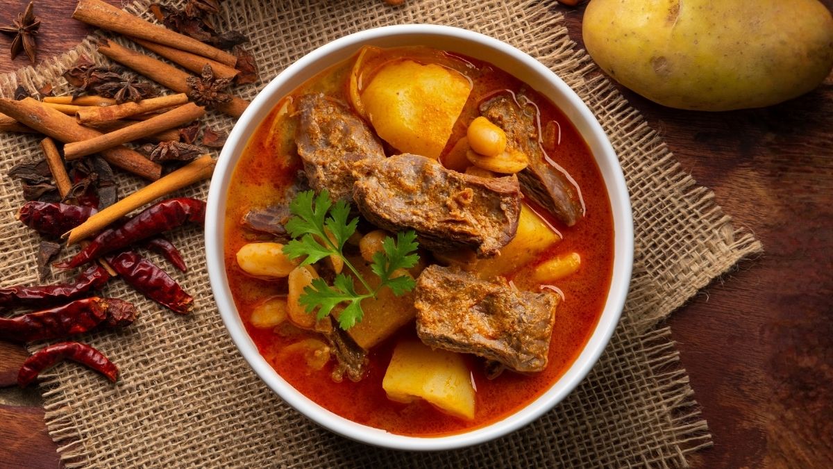 Celebrate Songkran with Taste of Thai Summer, a seasonal menu of comforting Thai classics and home-style flavours.